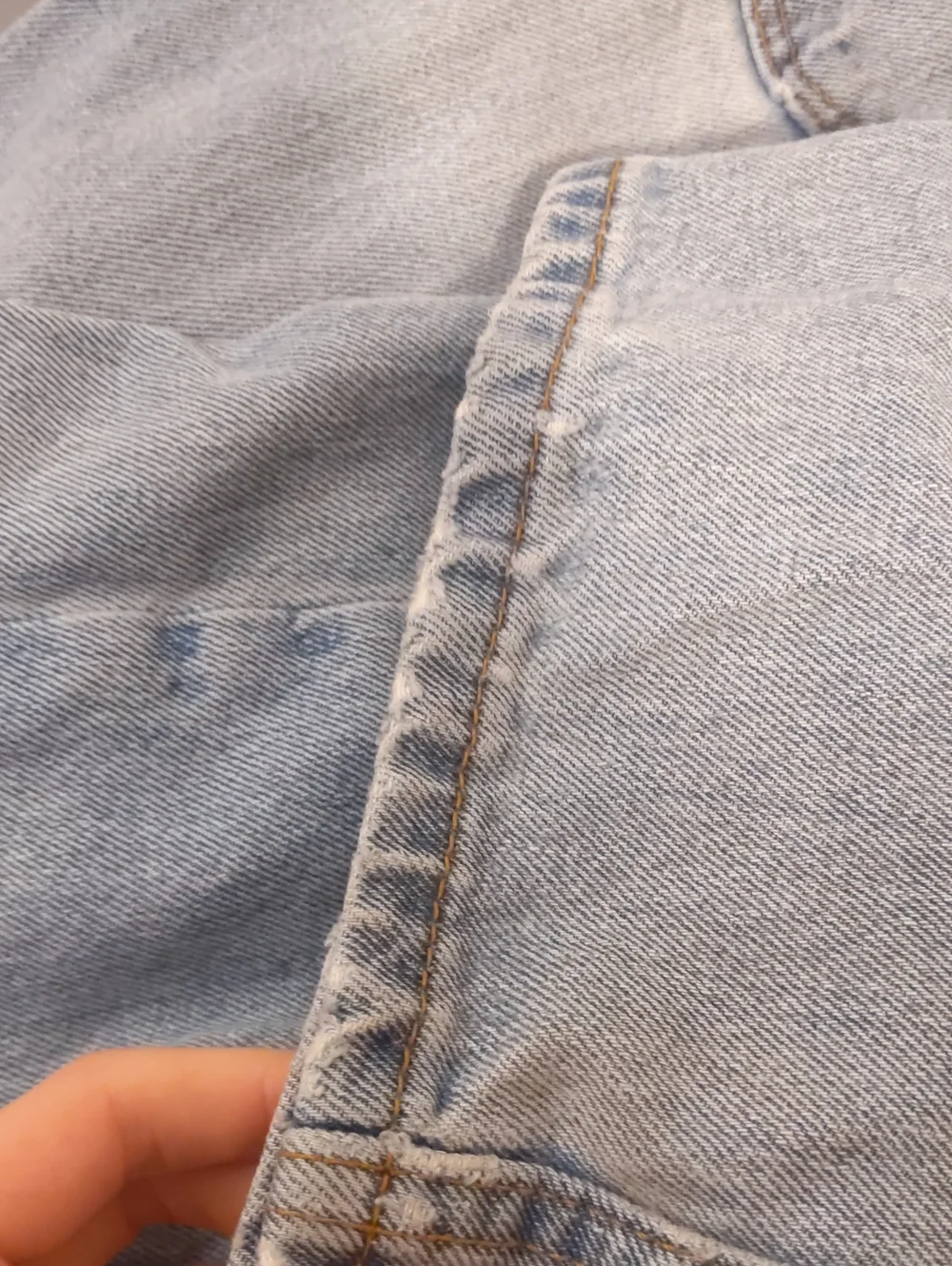 Levis 505 Mens Jeans Fits 35x29 (36x30 Tag) Regular Fit Distressed
